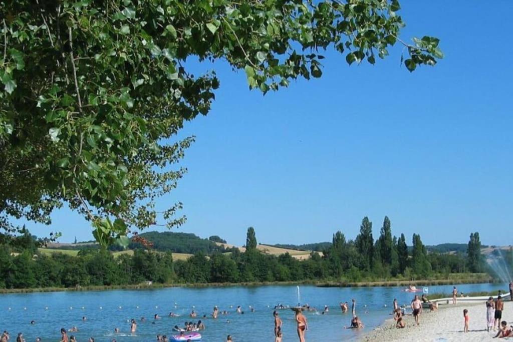 Grande Maison Avec Vue Sur Le Lac Saramon Extérieur photo